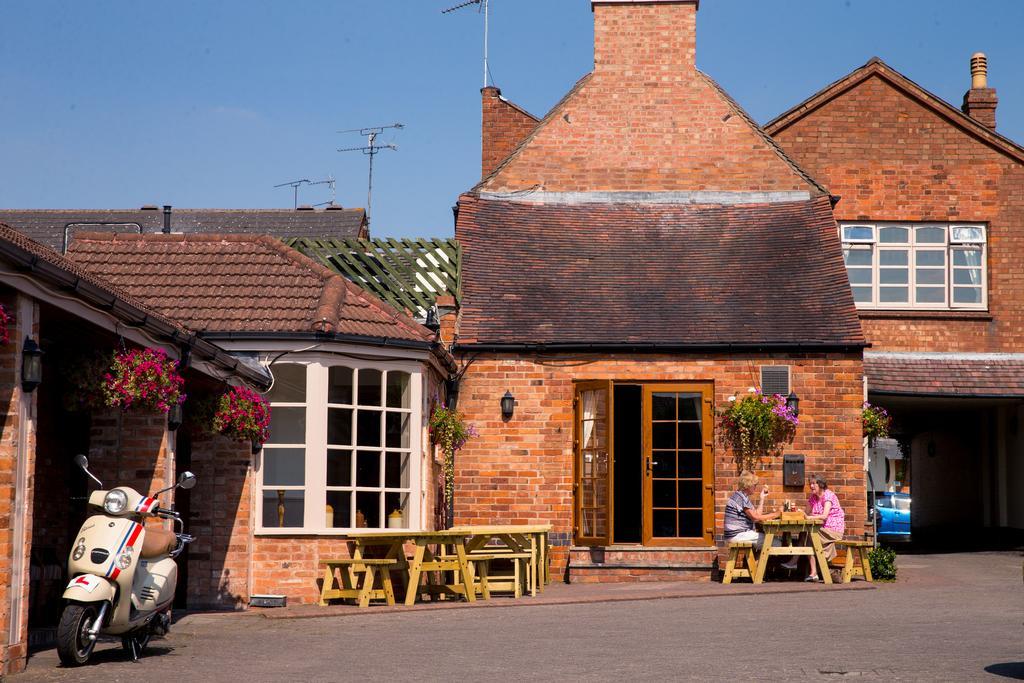 The Old Fourpenny Hotel Warwick  Exterior foto